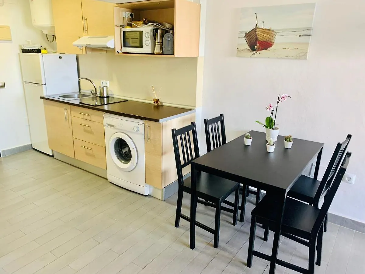 Apartment Benalbeach, Estudio En Primera Linea De Playa Benalmadena Spain