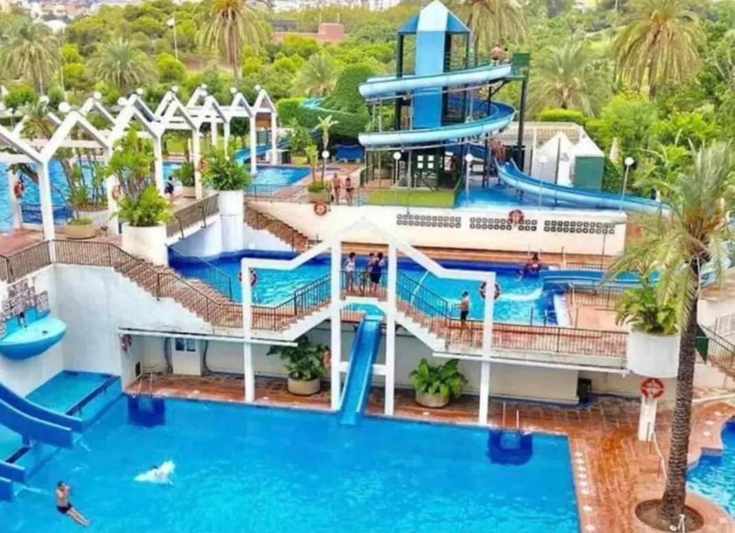 Benalbeach, Estudio En Primera Linea De Playa Benalmadena Spain